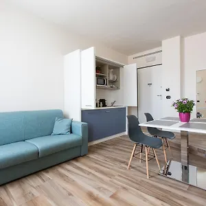 Isola Apartahotel
