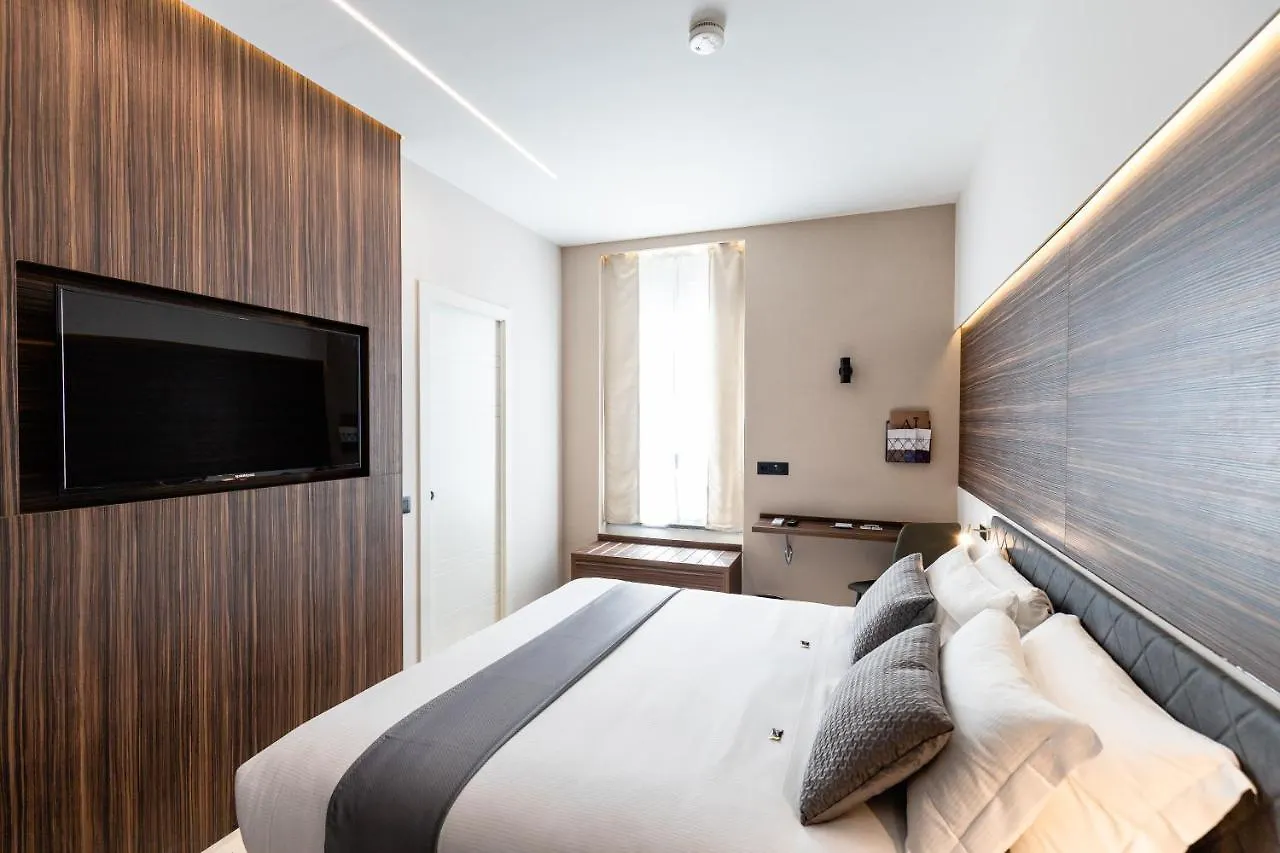 Aiello Hotels - Duomo Milan
